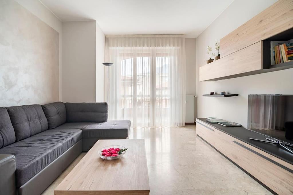 Como 101, Centro Citta Buitenkant foto